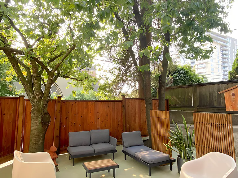 425 Carnarvon St — Photo 27