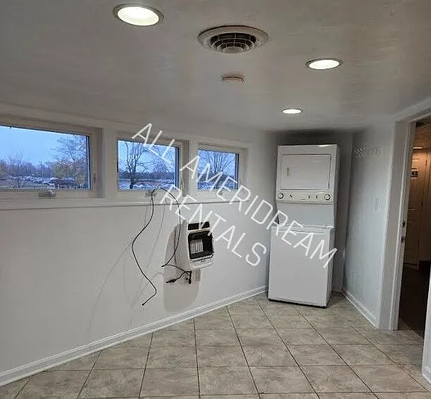 17A Locust St — Photo 4