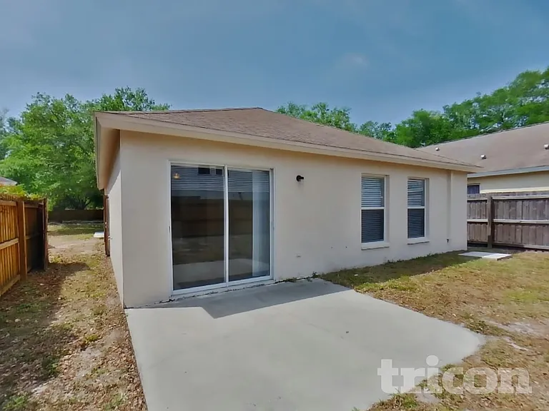 11106 Robin Lake Ct — Photo 16