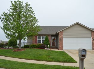 1700 Plover Rd, Springfield, IL 62711