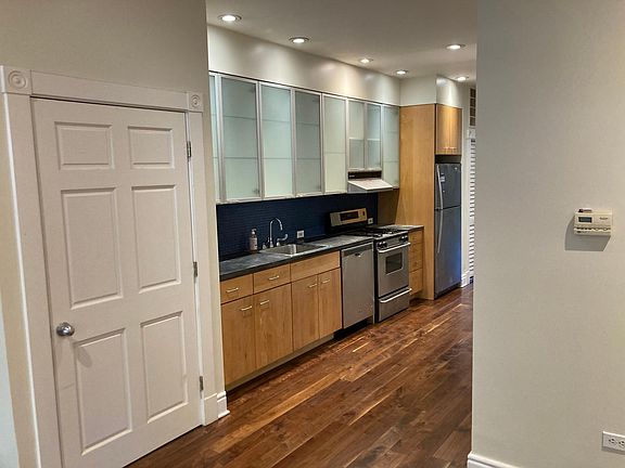 2nd image of 1036 N Orleans St #G