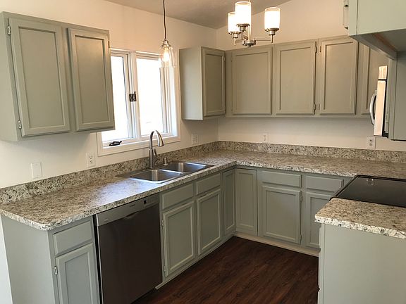 Updated Kitchen (Stainless)