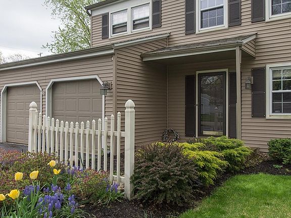 3rd image of 8374 Brookwood Dr NE
