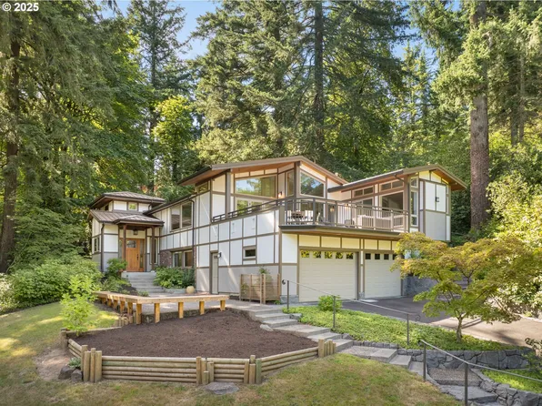 1325 SW Upland Dr, Portland, OR 97221