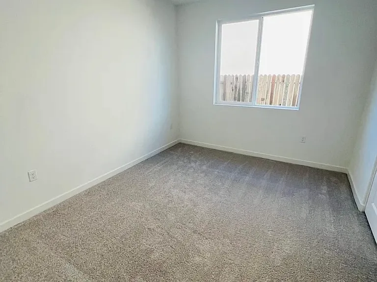 1757 Lacey Ave — Photo 9