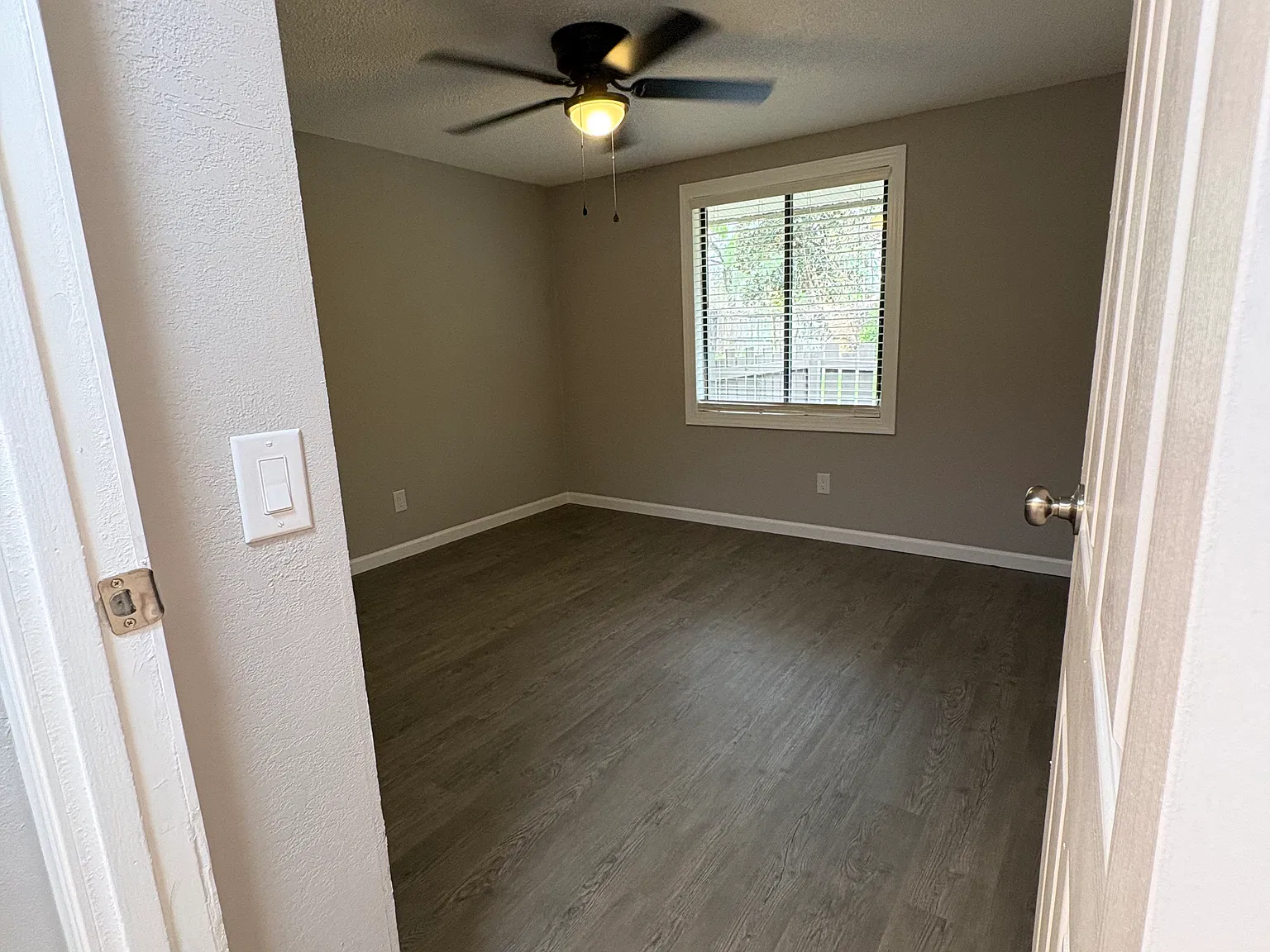 Studio, $1,250 — Photo 4