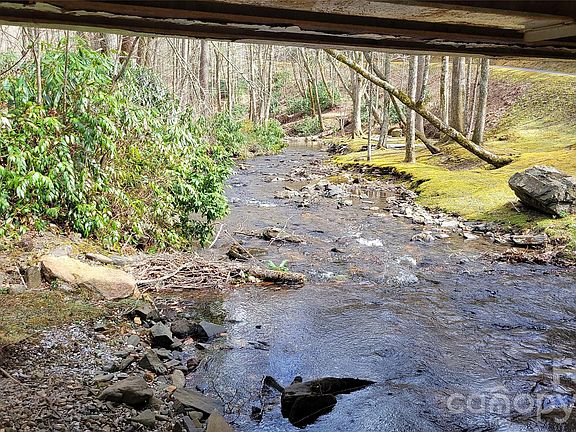 2nd image of 112 Rainbow Trout Rd