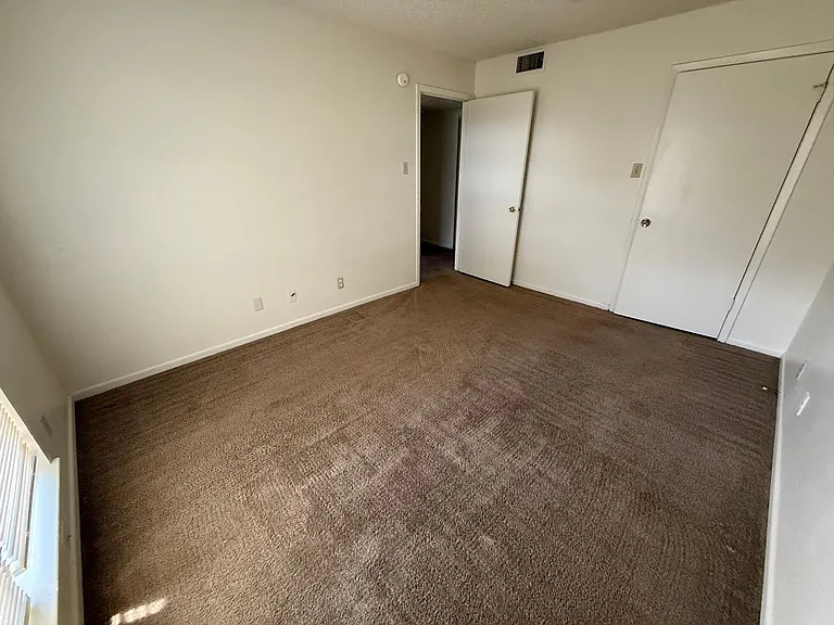 4308 Lake Rd — Photo 17