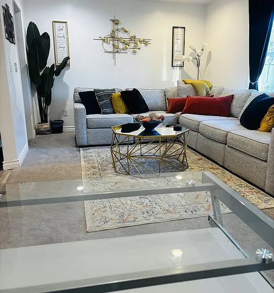 1377 S Sultana Ave — Photo 27