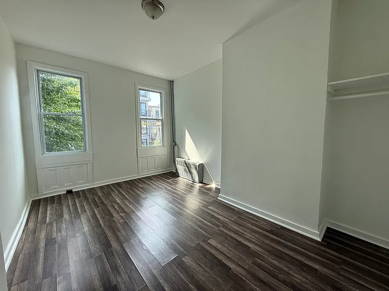181 Covert St #1 — Photo 7