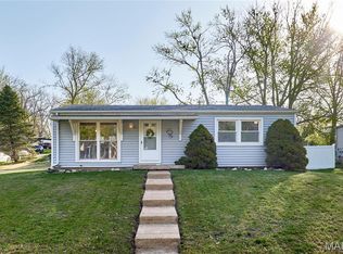 21 Deerpath Dr, Saint Peters, MO 63376
