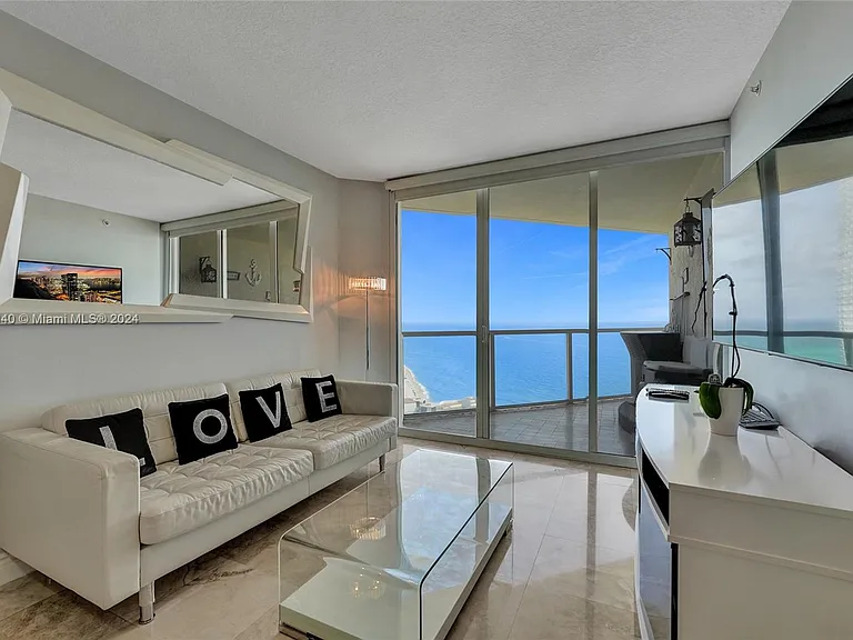 16699 Collins Ave #4106 — Photo 14