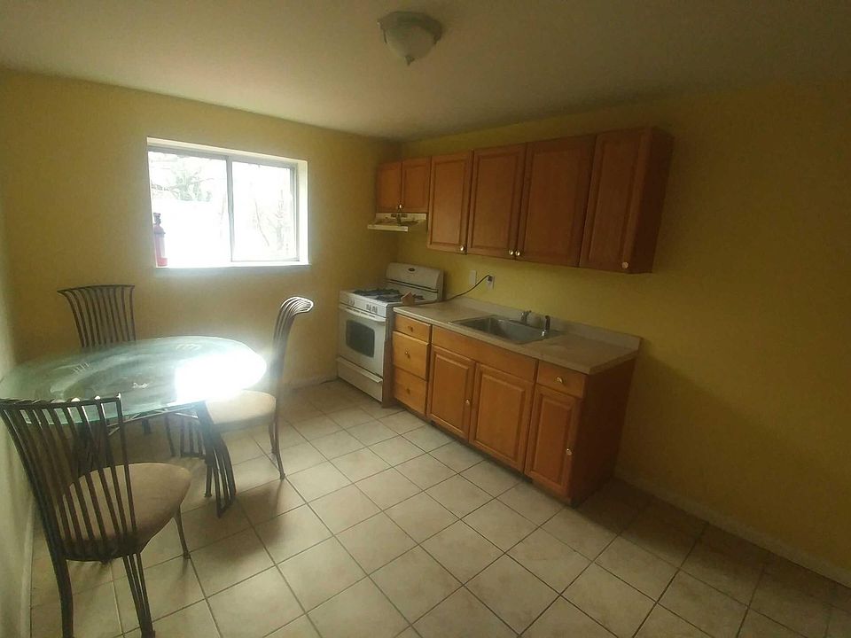 Spacious Kitchen