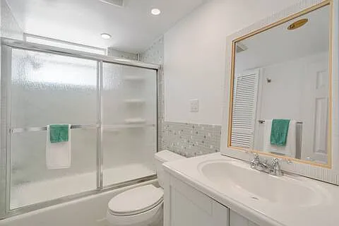 4330 Falmouth Dr — Photo 21