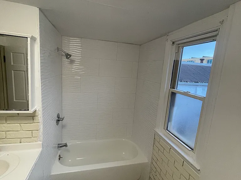 1206 Michigan Ave #1 — Photo 7