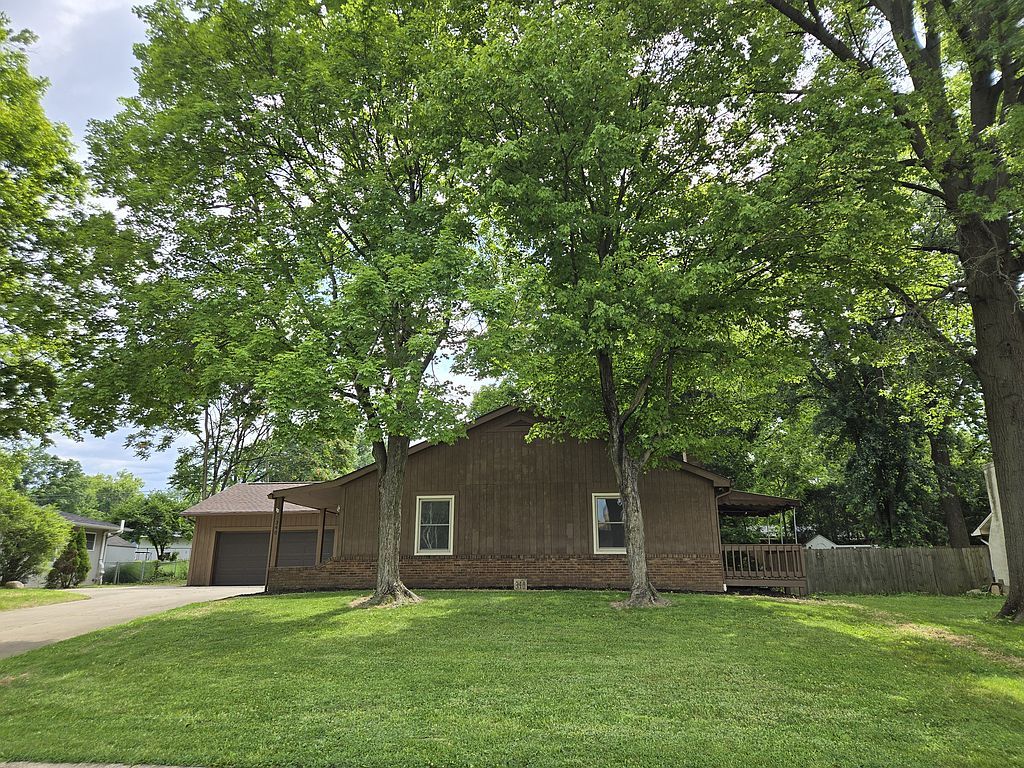 340 Broken Arrow Rd #340 - Property Image