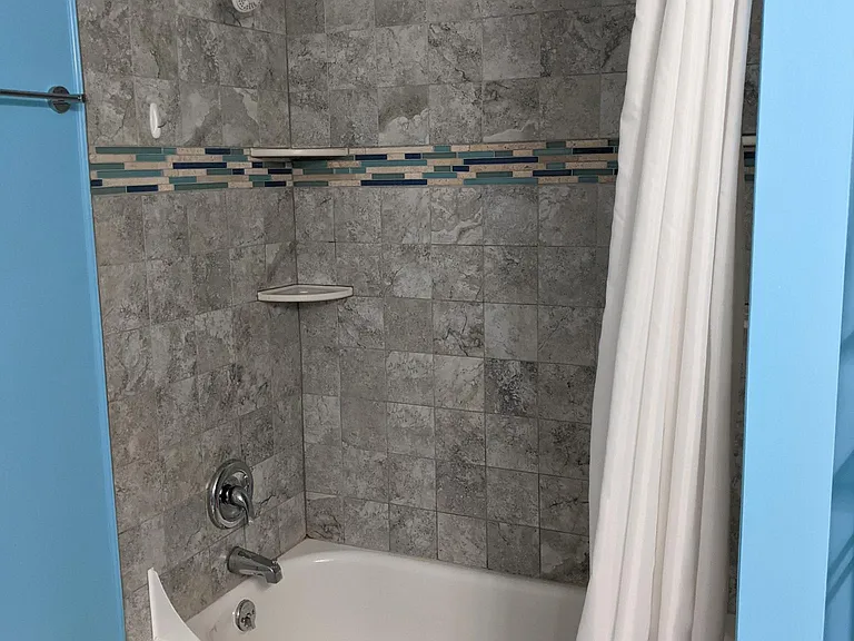 553 Britton Rd #LOWER — Photo 12