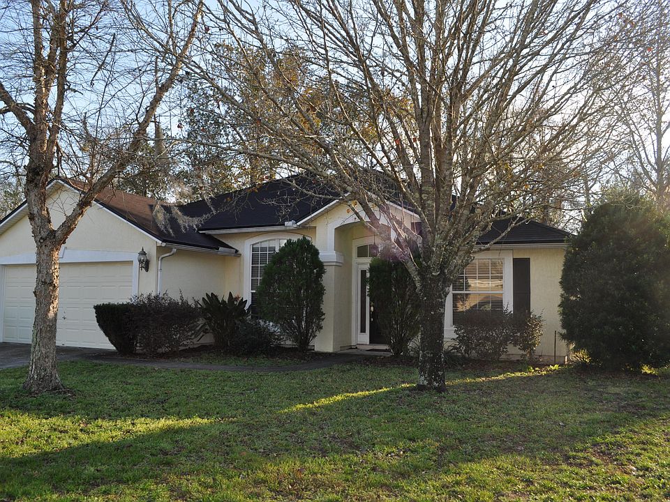 1st image of 12255 Lake Fern Dr E