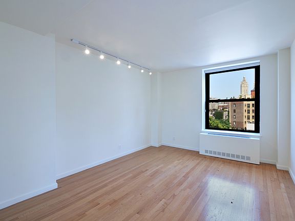 5th image of 201 W 74th St APT 9D