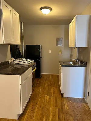 Rented by Premier One Realty LLC | media 2