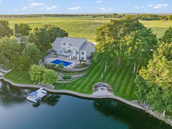 7845 NE 110th Ave, Bondurant, IA 50035