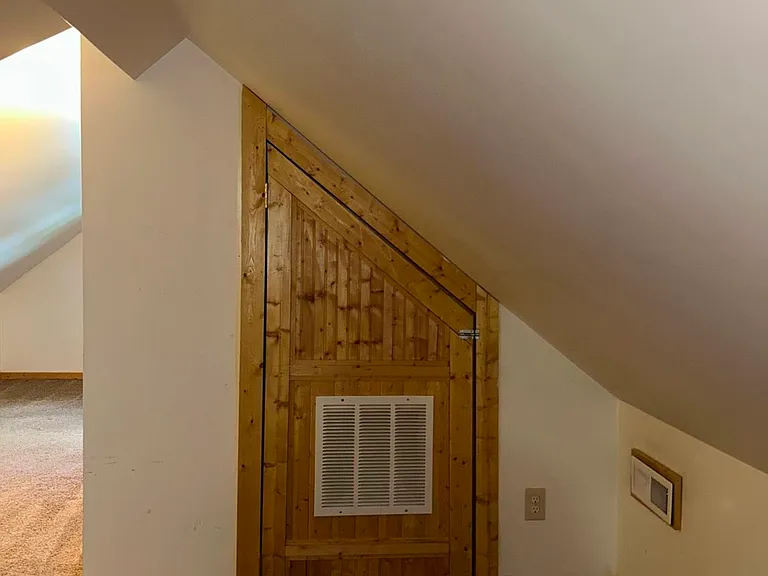 2809 Monroe Ave — Photo 41