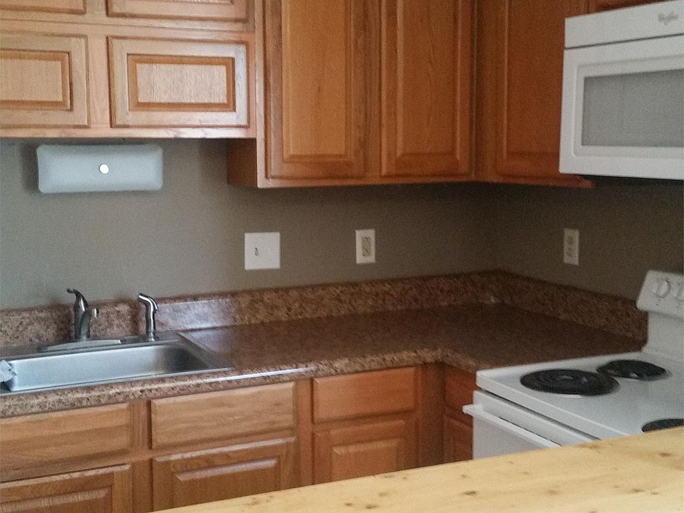 1st image of 186 E Market St APT 232