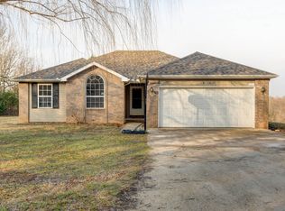5289 S 118th Rd, Morrisville, MO 65710