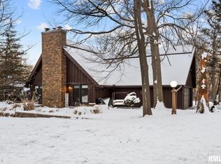 22491 Woodland Ct, Morton, IL 61550