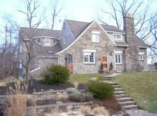 9 Far View Hills Rd, Rochester, NY 14620