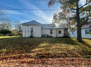 400 Schoolhouse Ln, Winchester, KY 40391