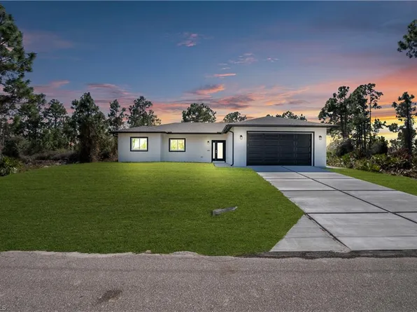 828 Genoa Ave S, Lehigh Acres, FL 33974