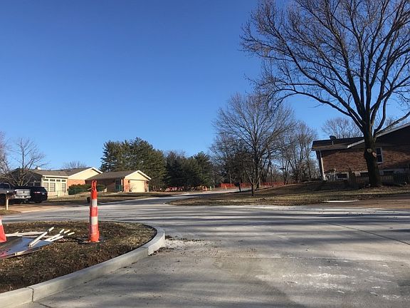 4th image of 4610 Brookcastle Ct
