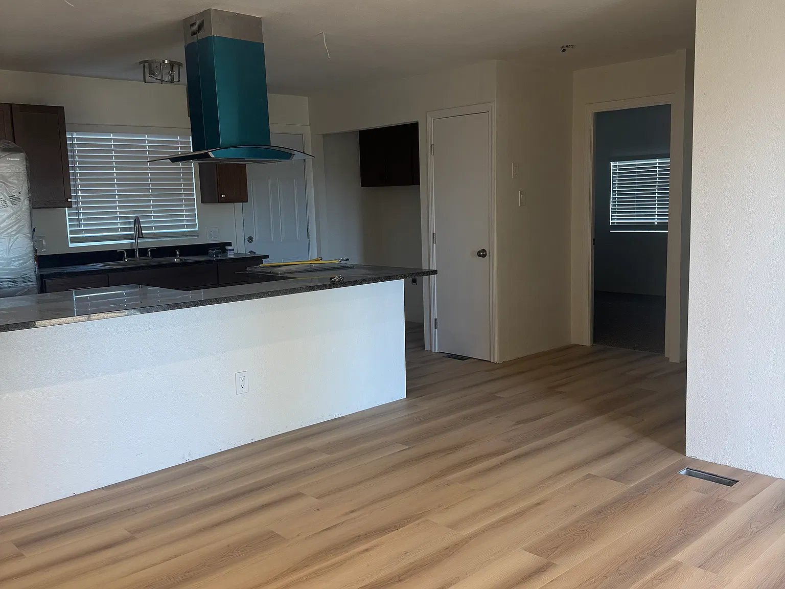 3 bed, 1248 sqft, $2,600 — Photo 3