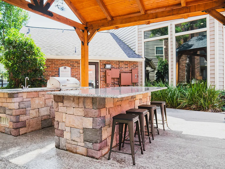Westchase Creek Apartment Homes