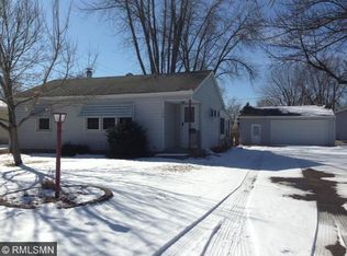 706 Apgar St S, Shakopee, MN 55379