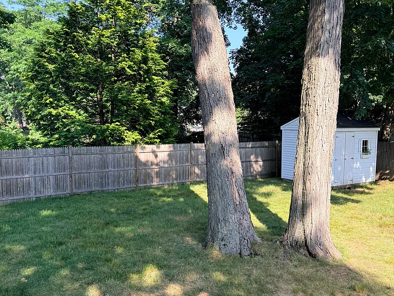 45 McAlee Ave — Photo 11