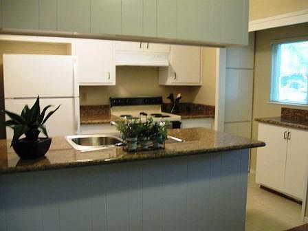 3rd image of 5103 Rhode Island Dr APT 1