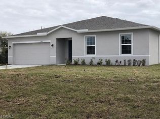 2010 NW 5th Ter, Cape Coral, FL 33993