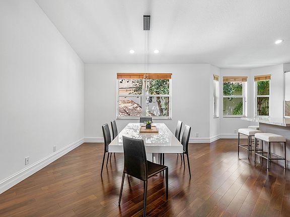 4th image of 6200 Island Bnd APT C
