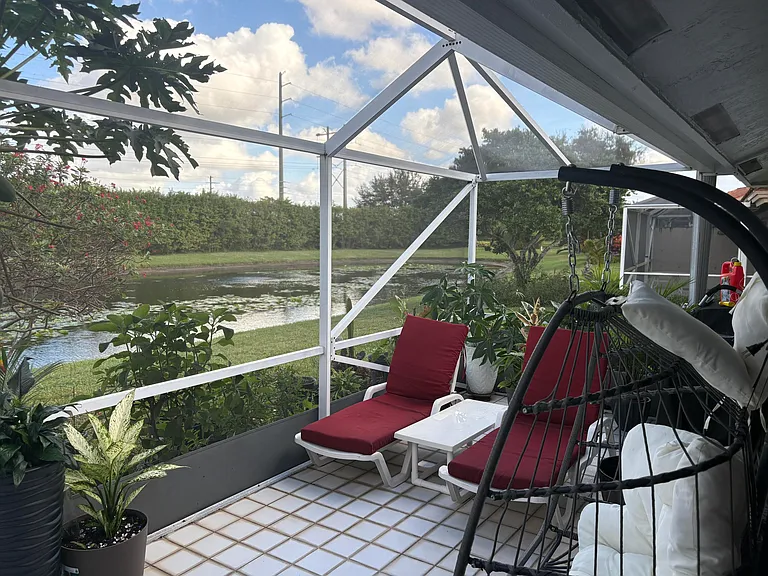 7275 Summer Tree Dr — Photo 25