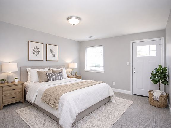 2nd image of 100 W 38th St #8