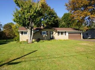 8383 Rolling Hill Ave NW, North Canton, OH 44720