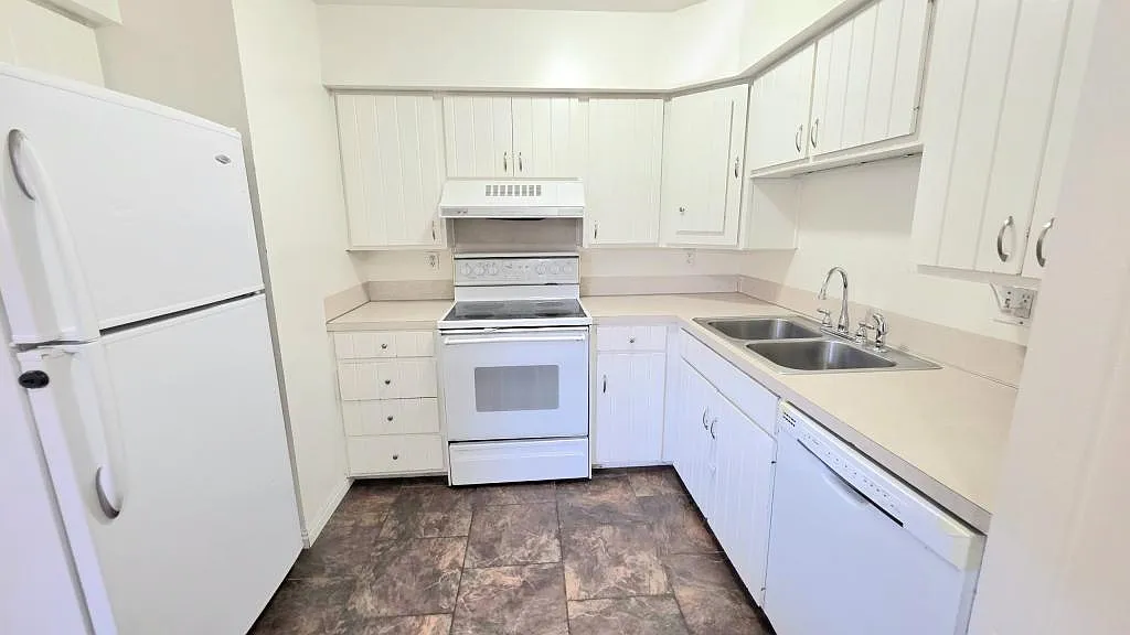 3922 Lamplighter Way — Photo 4