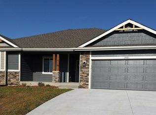 2521 SE Scorpio Ave, Topeka, KS 66605