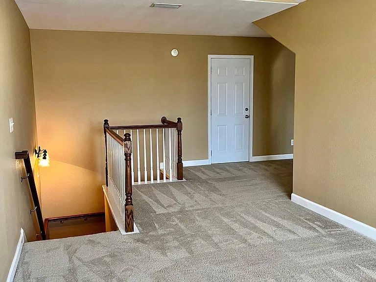 121 Shepards Way — Photo 12