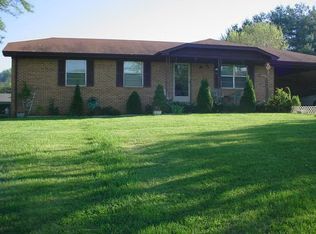 400 Ironwood Ave, Livingston, TN 38570