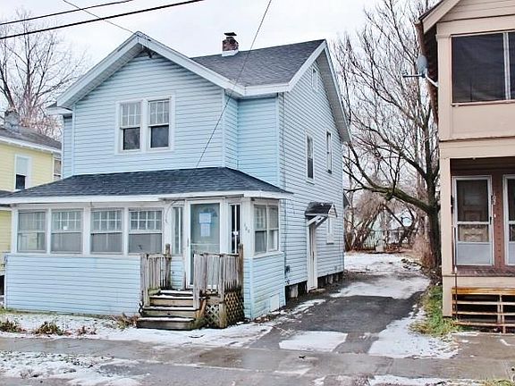 3rd image of 104 Lydell St