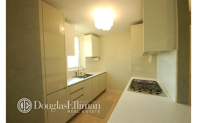 Rented by Douglas Elliman | media 21