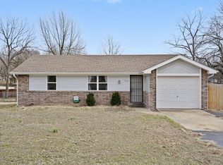 5800 S Lilac Ln, Battlefield, MO 65619